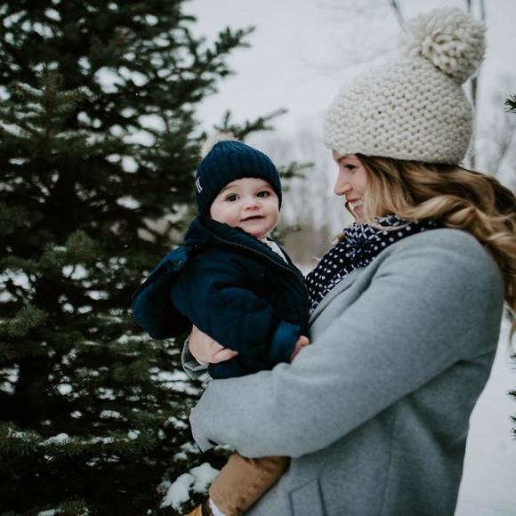 Meet your Posher, Ivy - Picture 1 of 1